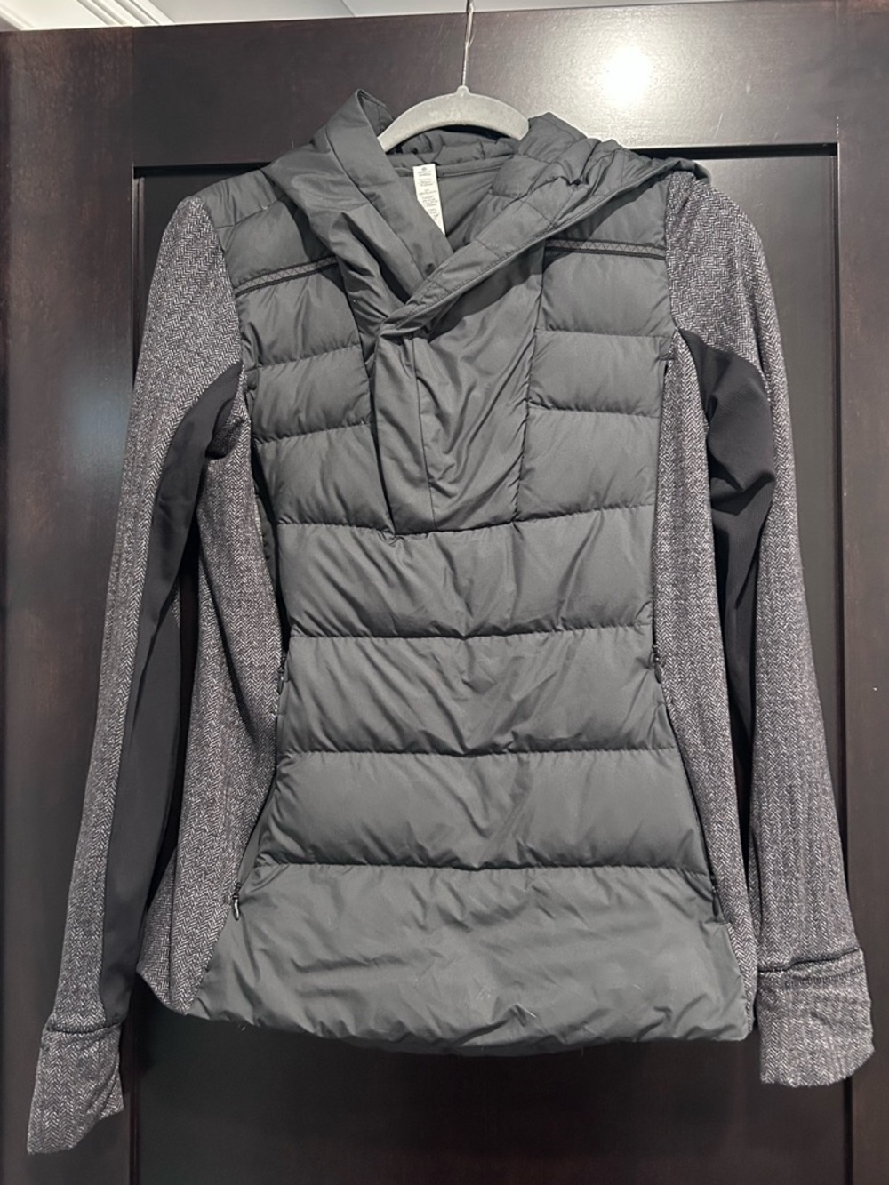 Lululemon Size 6 Fluff Off Down Pullover Jacket